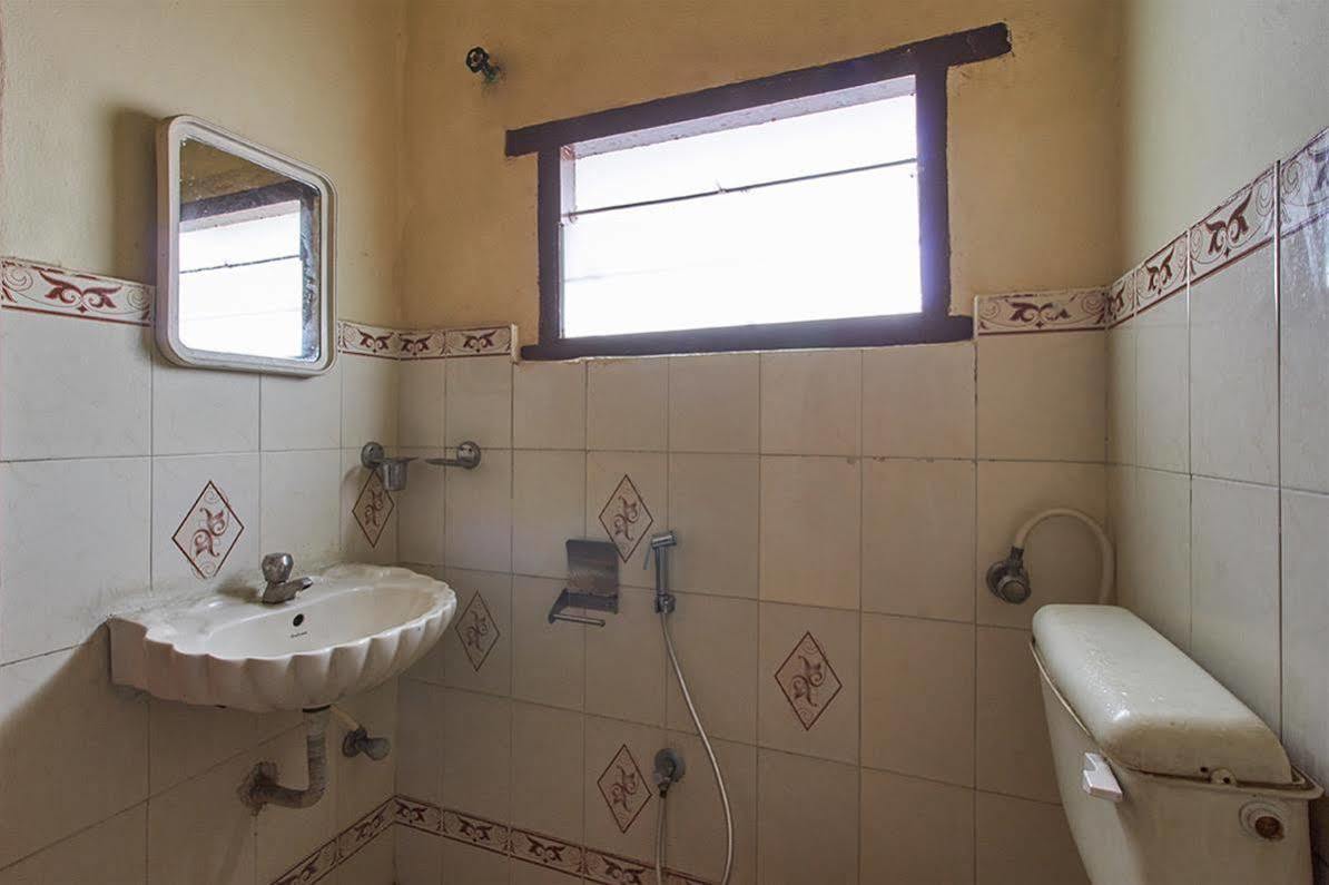 Hotel Sri Sai Krupa Haiderabad Buitenkant foto