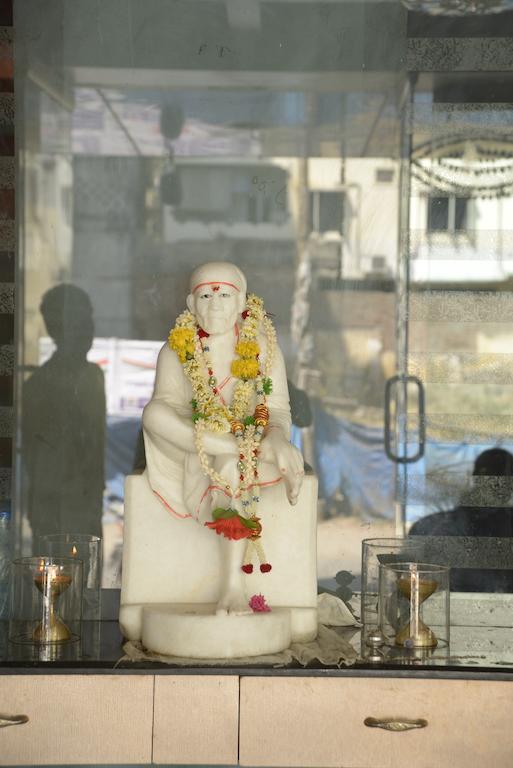 Hotel Sri Sai Krupa Haiderabad Buitenkant foto